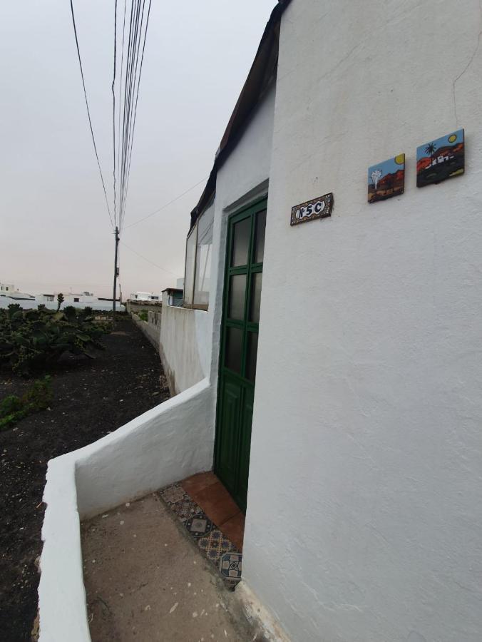 Casa Antonia Reyes, A La Sombra De Famara Apartment Munique Exterior photo
